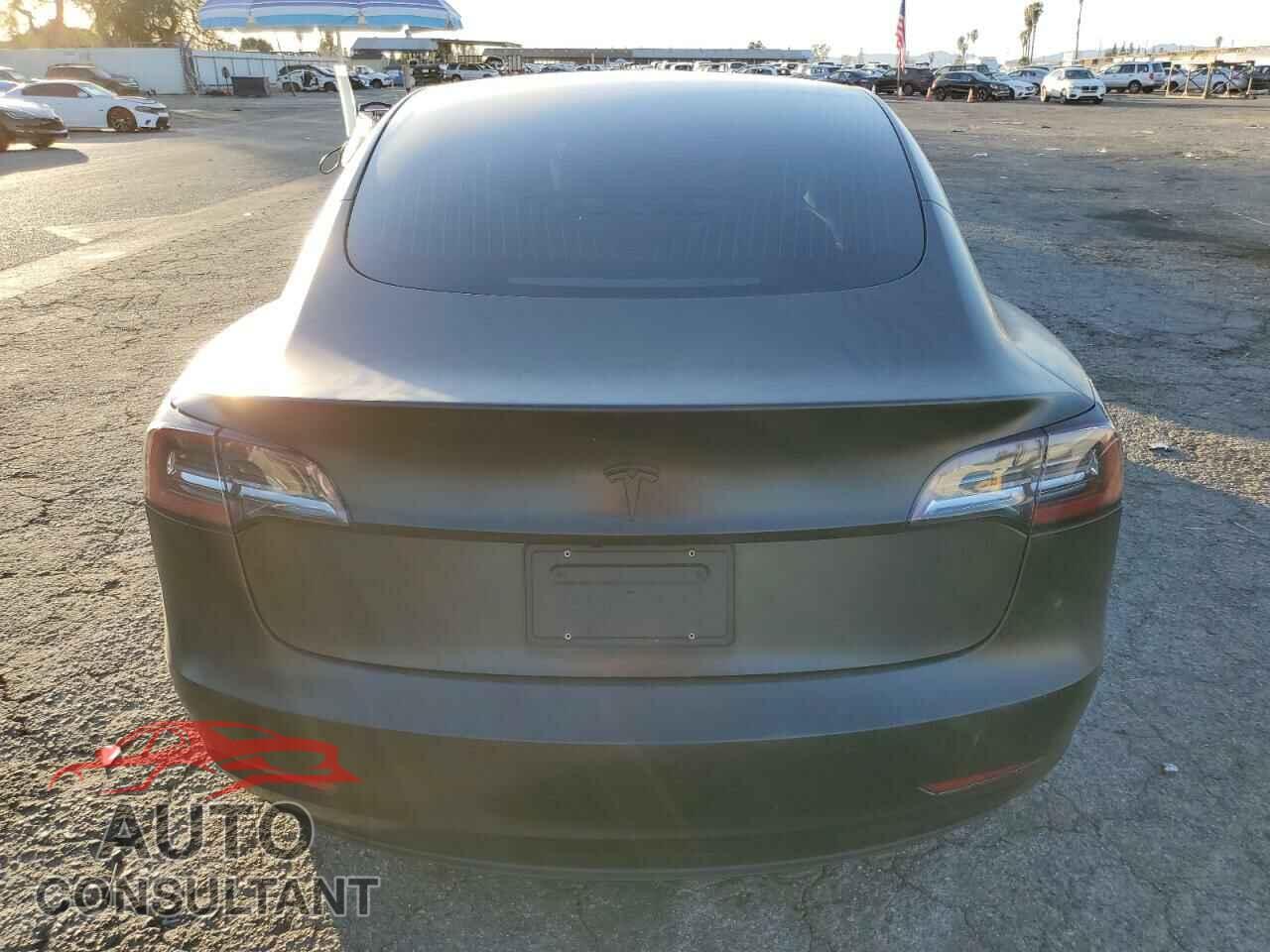 TESLA MODEL 3 2020 - 5YJ3E1EA1LF793398
