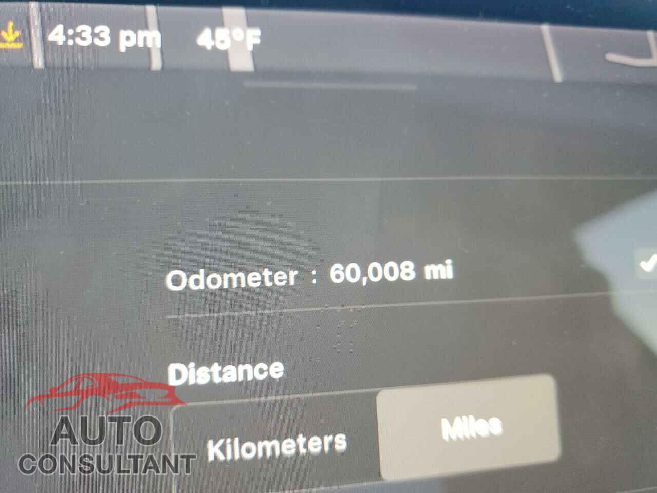 TESLA MODEL 3 2019 - 5YJ3E1EB0KF194838