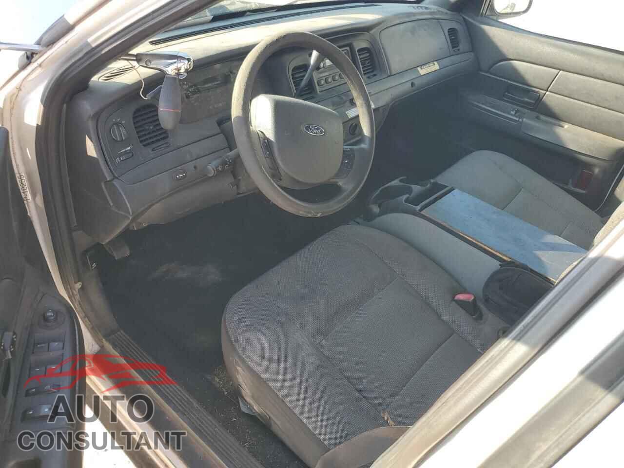 FORD CROWN VIC 2010 - 2FABP7BV5AX130077