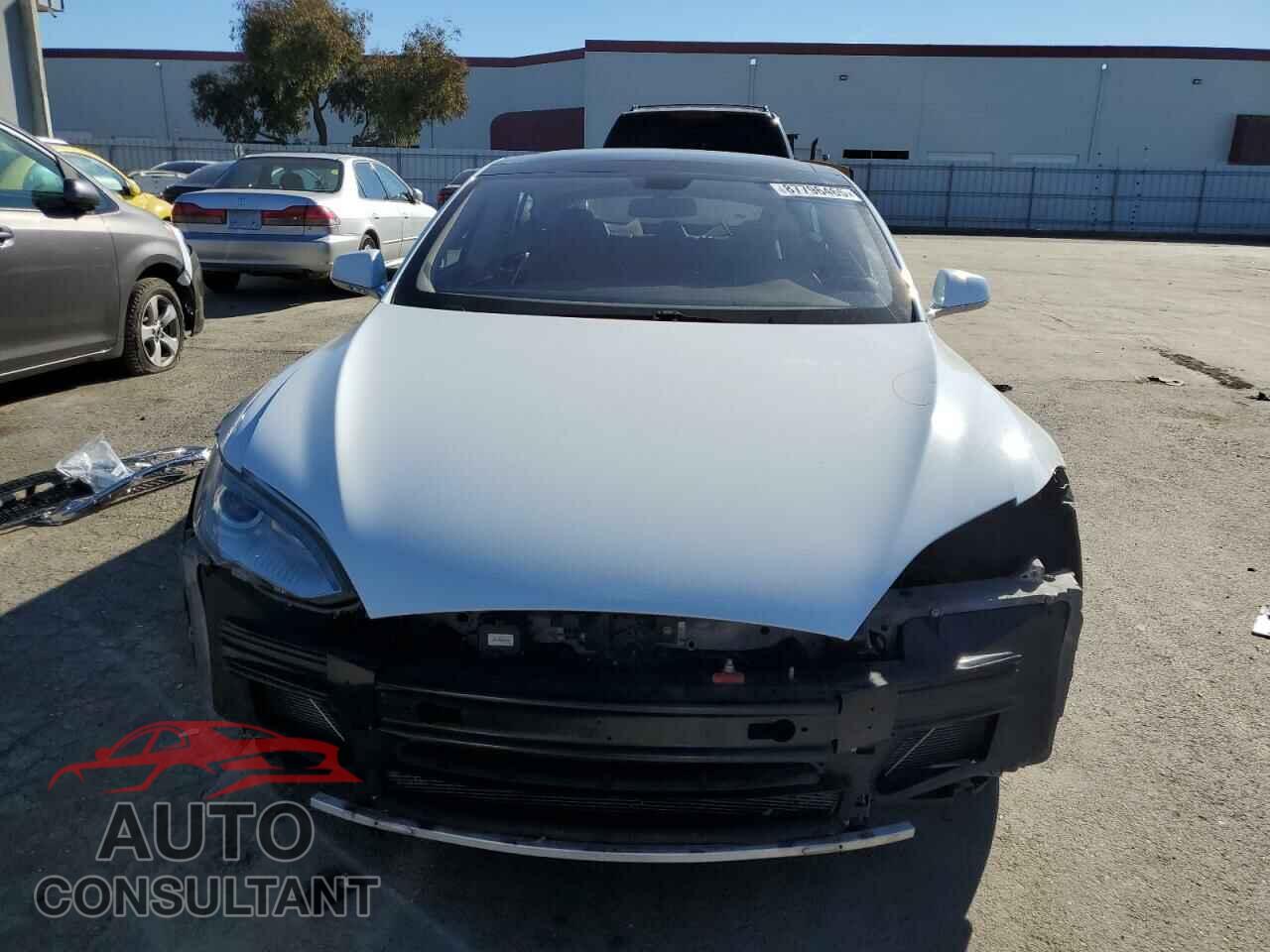 TESLA MODEL S 2013 - 5YJSA1CP7DFP05678
