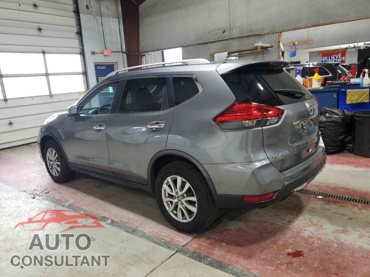 NISSAN ROGUE 2017 - KNMAT2MV8HP505316