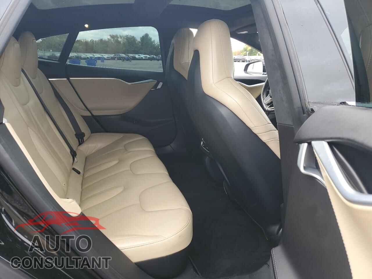 TESLA MODEL S 2015 - 5YJSA1E2XFF109193