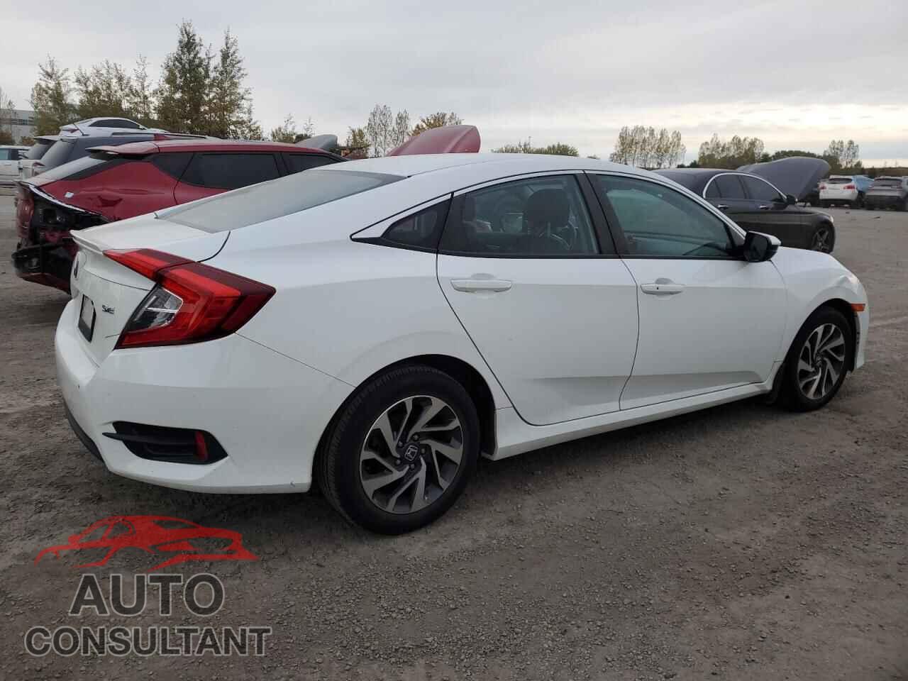 HONDA CIVIC 2018 - 2HGFC2F68JH029737