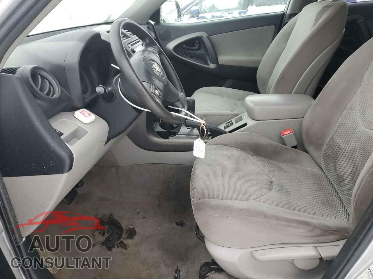 TOYOTA RAV4 2012 - 2T3BF4DV1CW211020