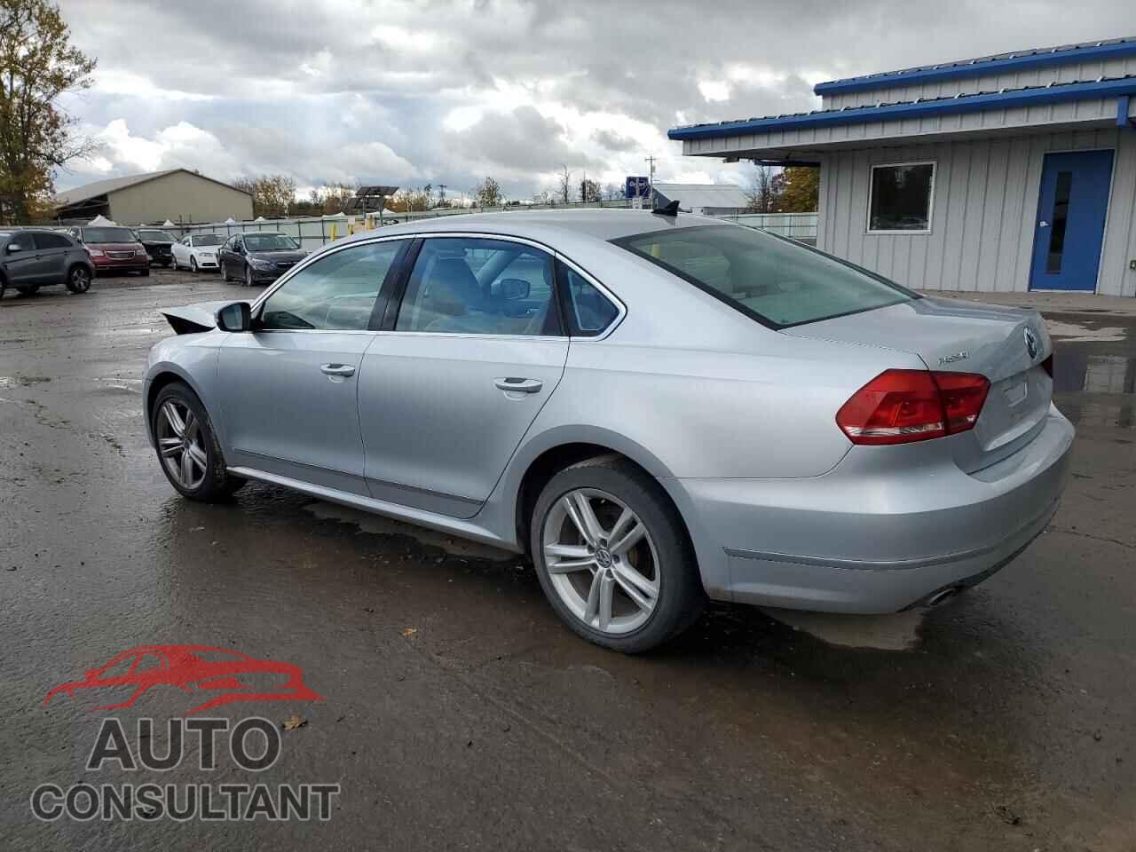 VOLKSWAGEN PASSAT 2014 - 1VWBN7A36EC003032