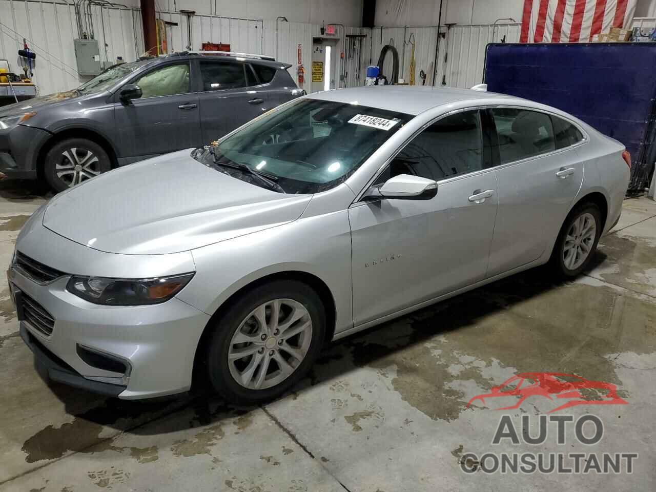 CHEVROLET MALIBU 2018 - 1G1ZD5STXJF211570