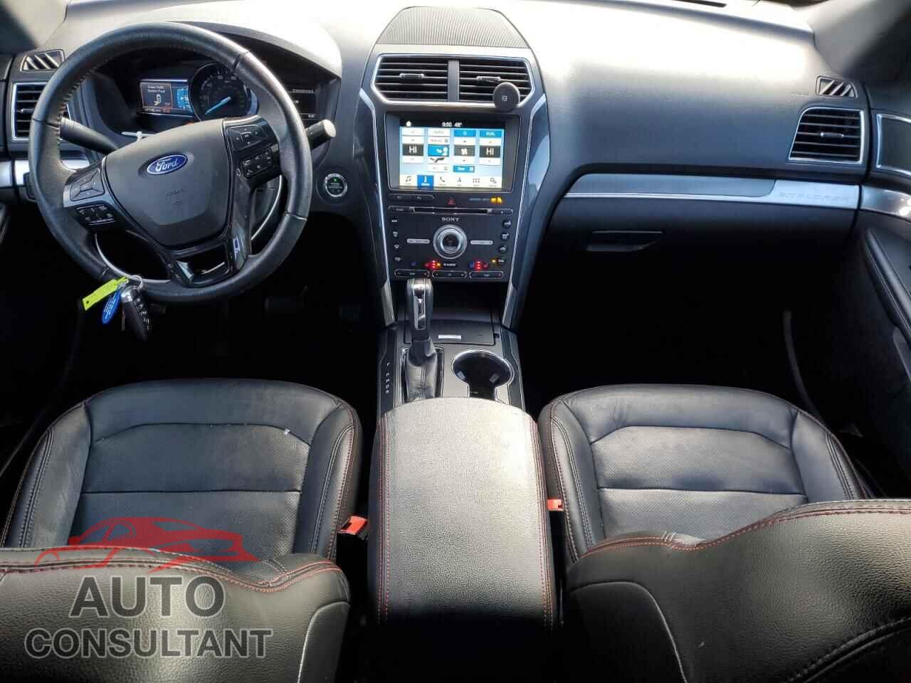 FORD EXPLORER 2018 - 1FM5K8GT4JGB43651