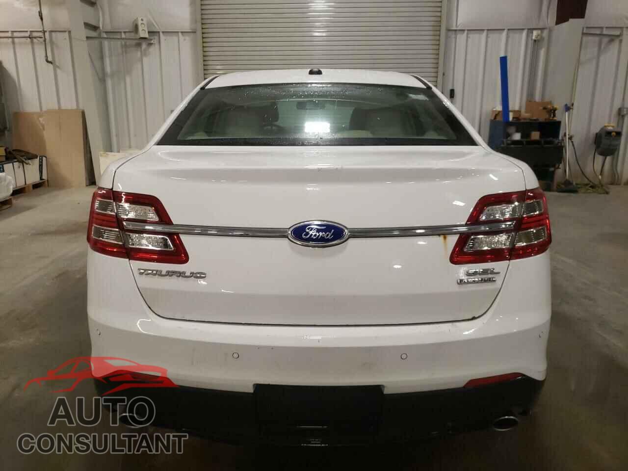 FORD TAURUS 2013 - 1FAHP2E81DG140683
