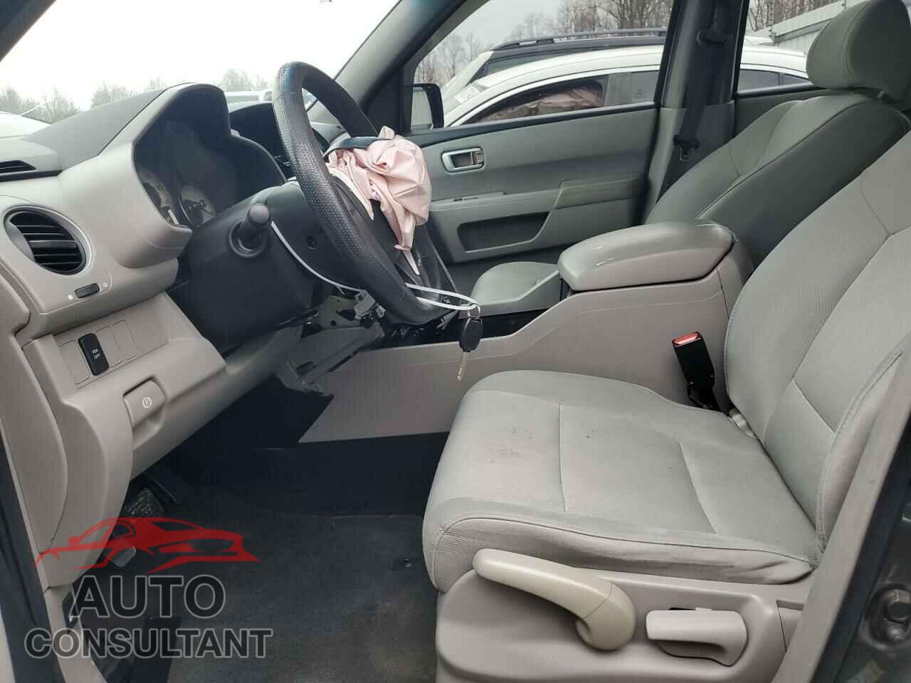 HONDA PILOT 2011 - 5FNYF4H20BB068768