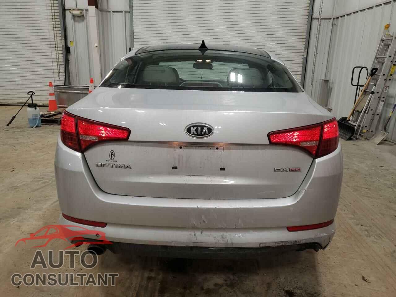 KIA OPTIMA 2011 - KNAGN4A76B5178193