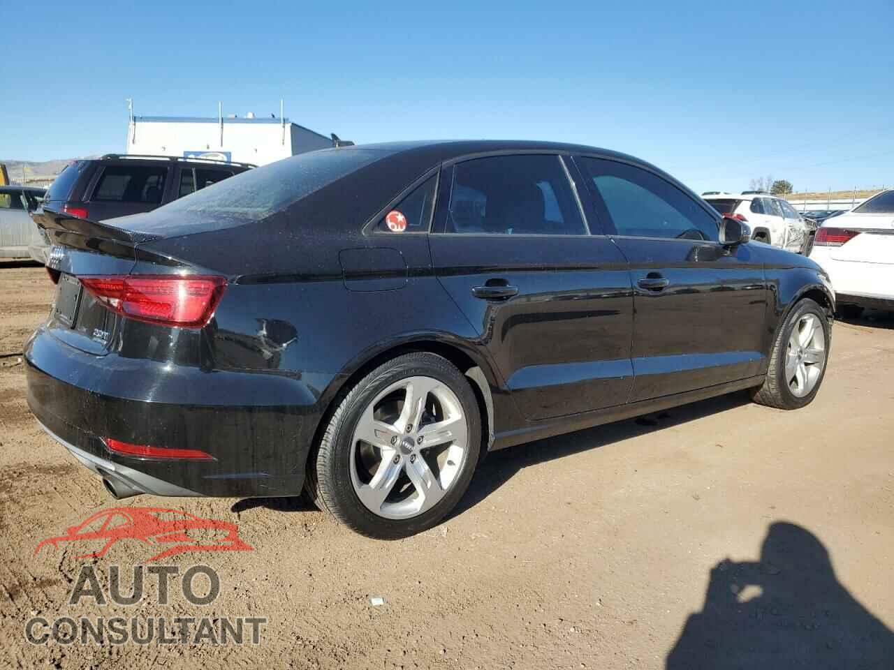 AUDI A3 2017 - WAUB8GFF7H1068613