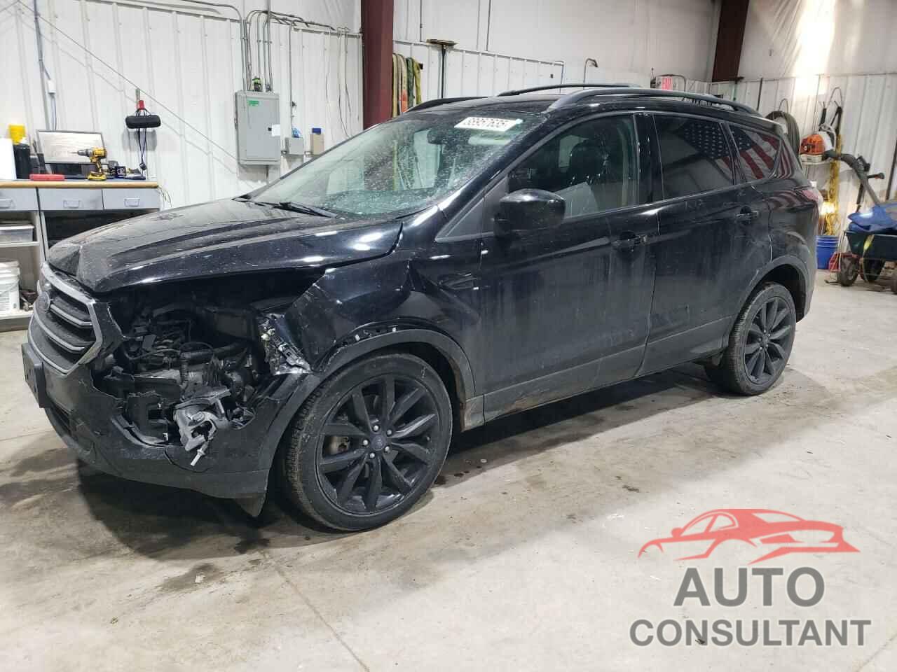 FORD ESCAPE 2017 - 1FMCU9GD1HUC63273