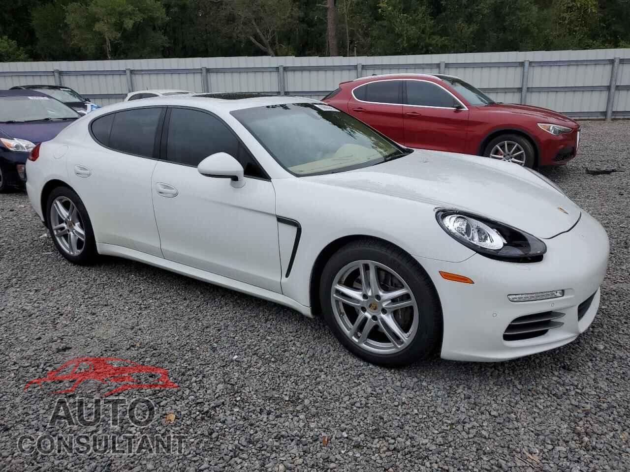PORSCHE PANAMERA 2015 - WP0AA2A74FL007100