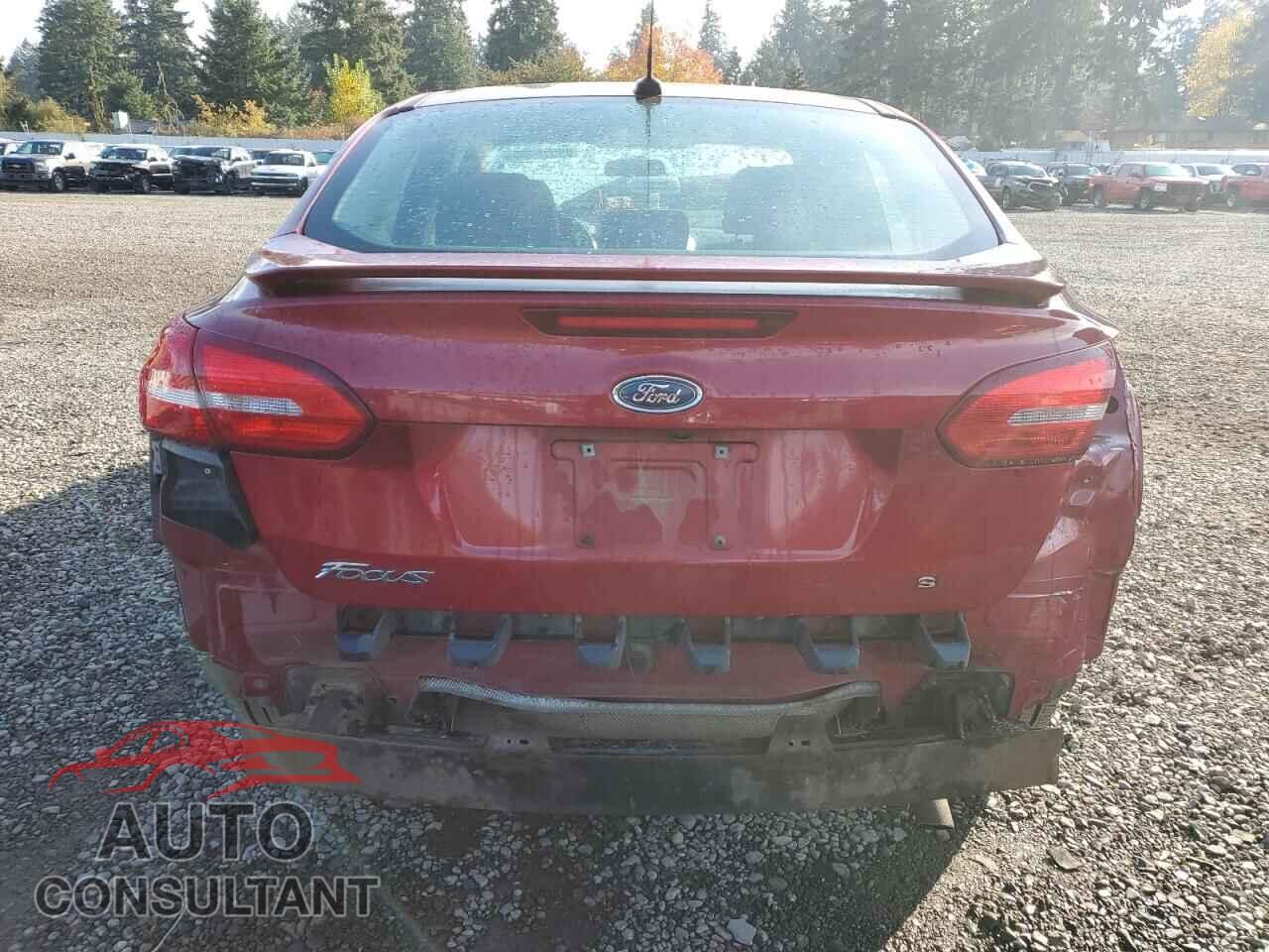 FORD FOCUS 2015 - 1FADP3F2XFL281647