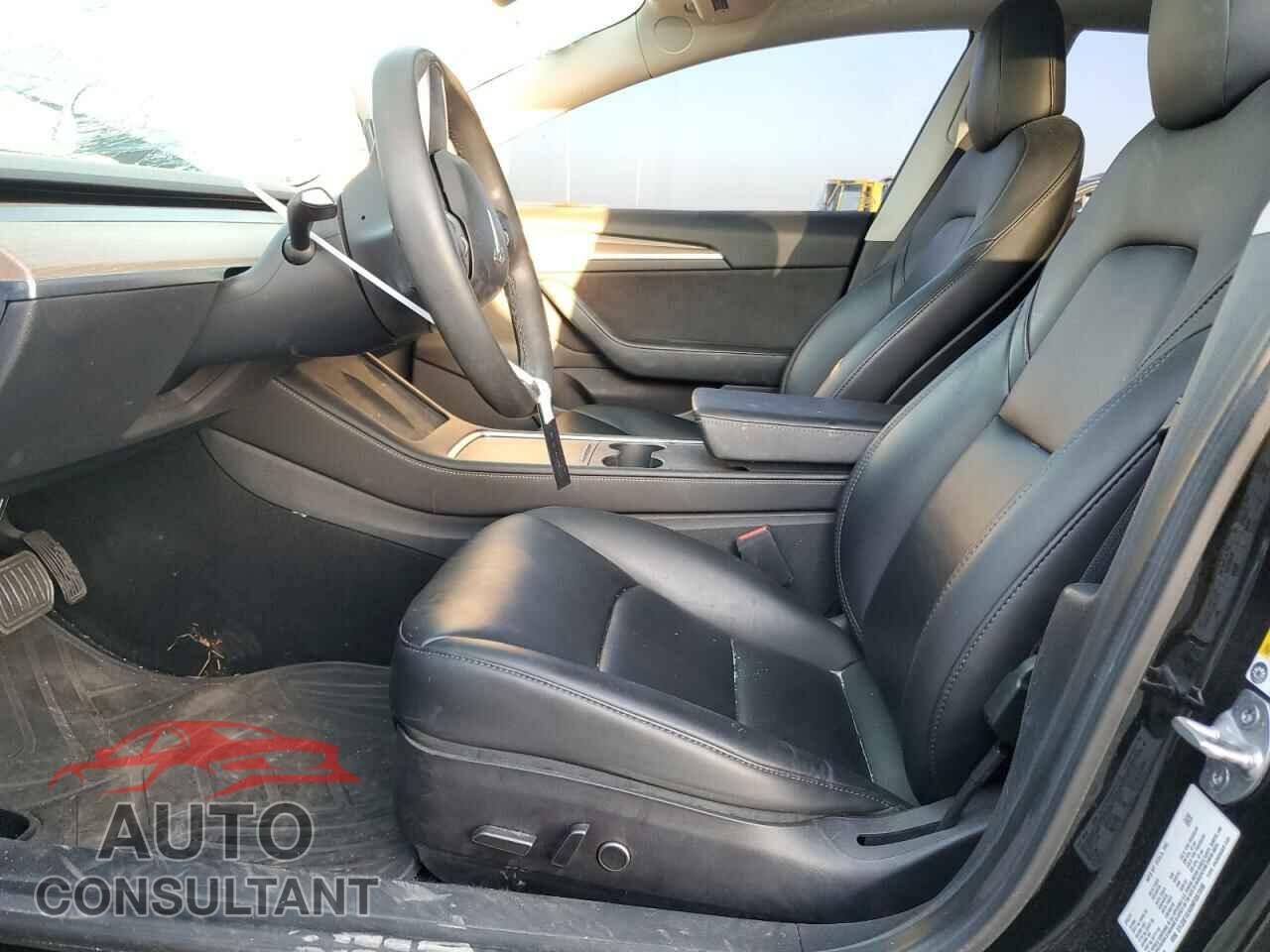 TESLA MODEL 3 2021 - 5YJ3E1EA6MF067098