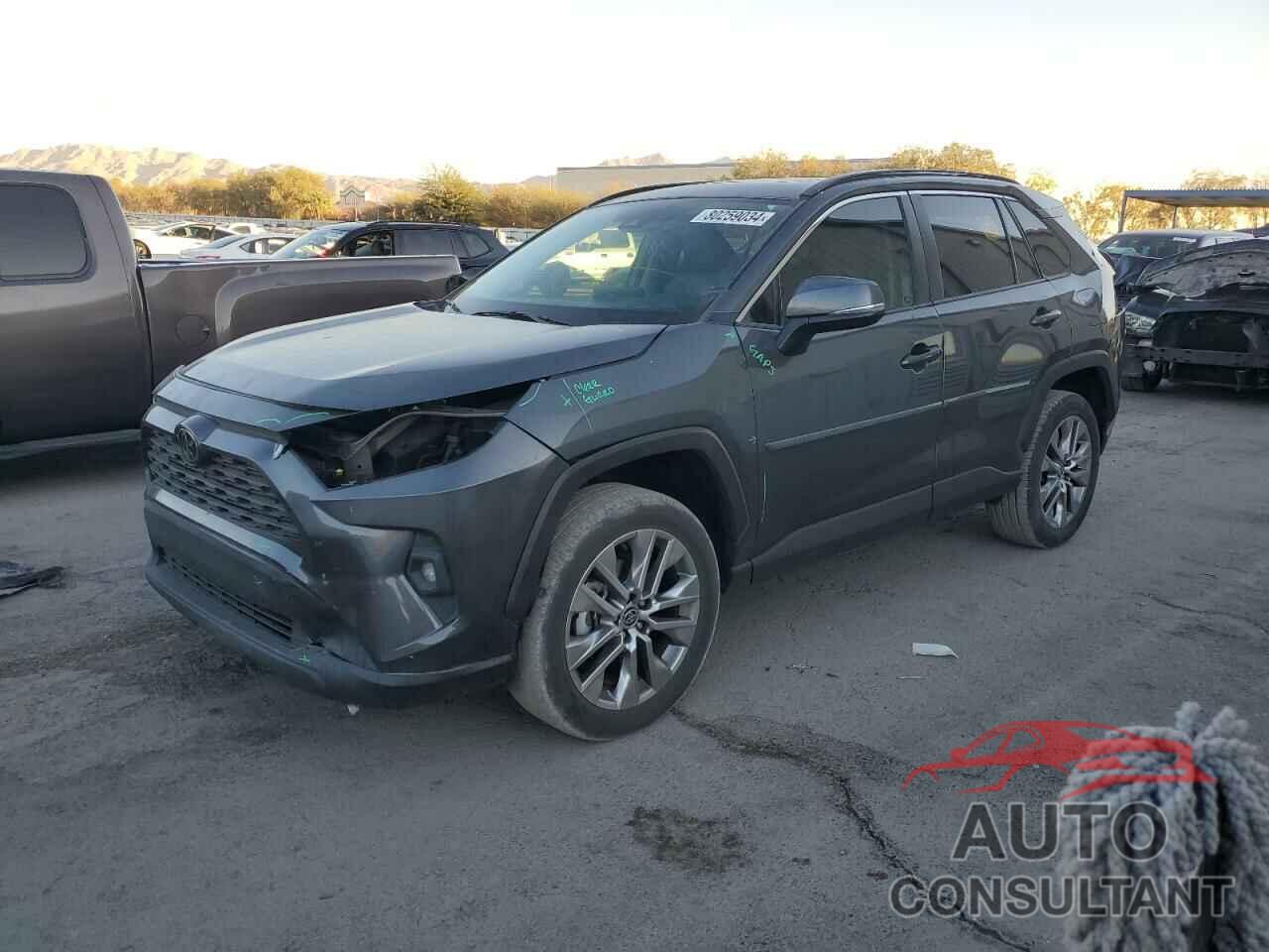 TOYOTA RAV4 2022 - 2T3C1RFV2NW232961