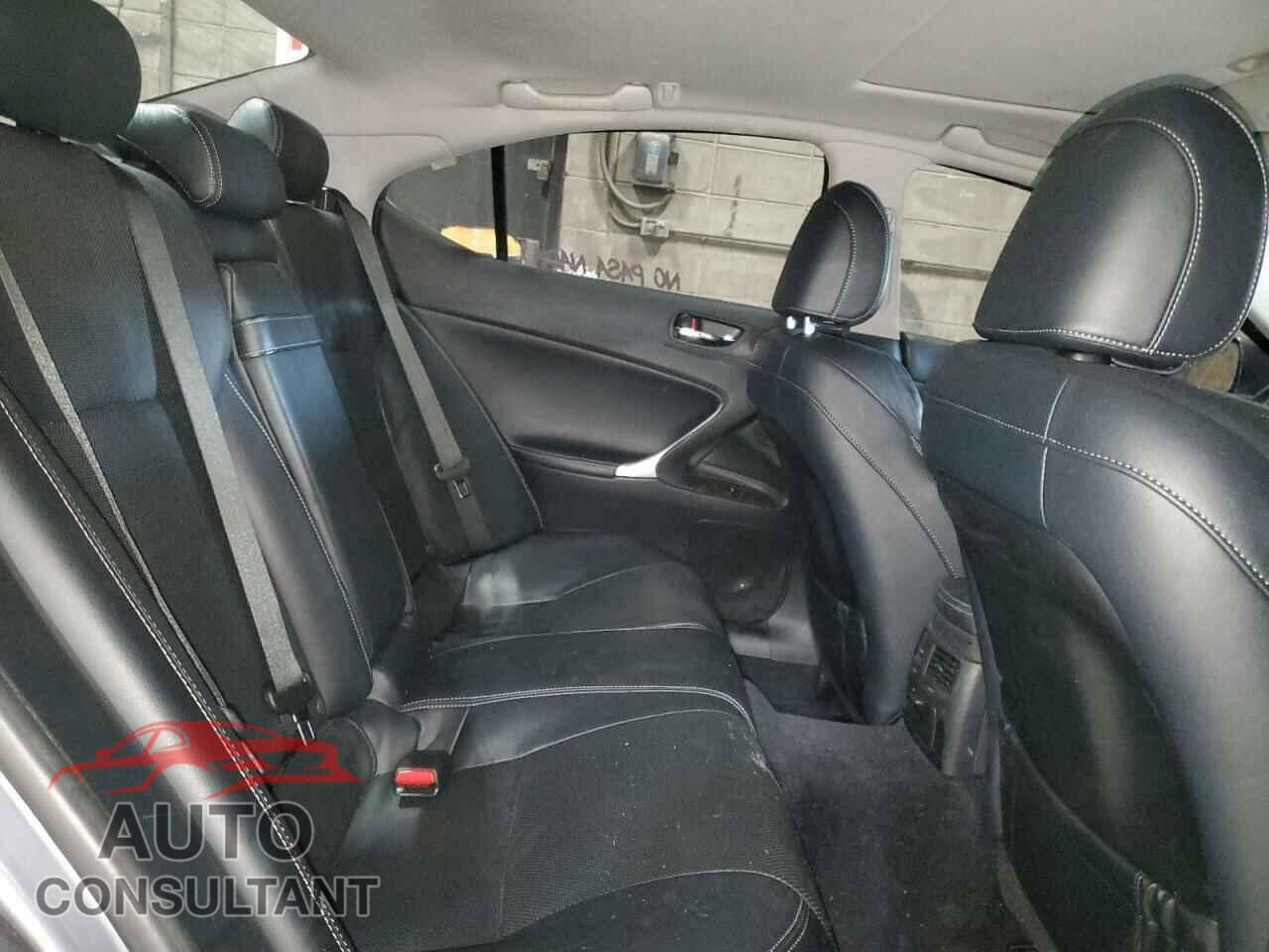 LEXUS IS 2012 - JTHCF5C26C5060635