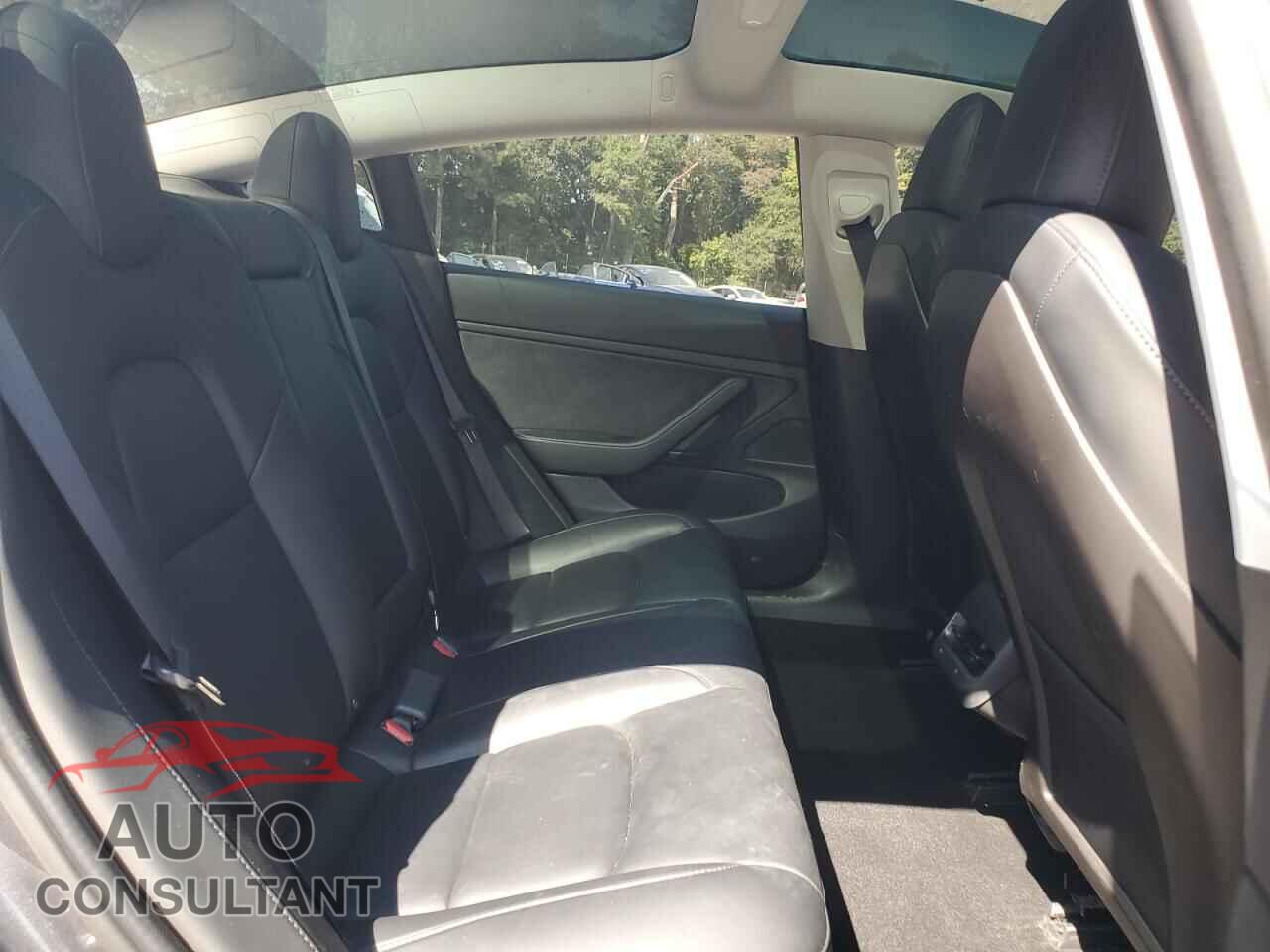 TESLA MODEL 3 2020 - 5YJ3E1EB1LF616374