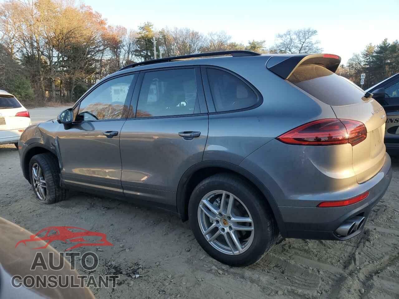 PORSCHE CAYENNE 2017 - WP1AB2A25HLA50282