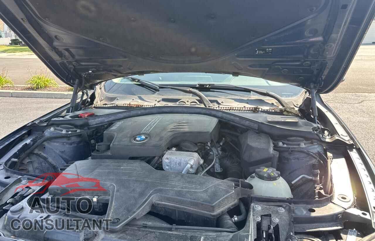 BMW 3 SERIES 2015 - WBA3B5C58FF962237