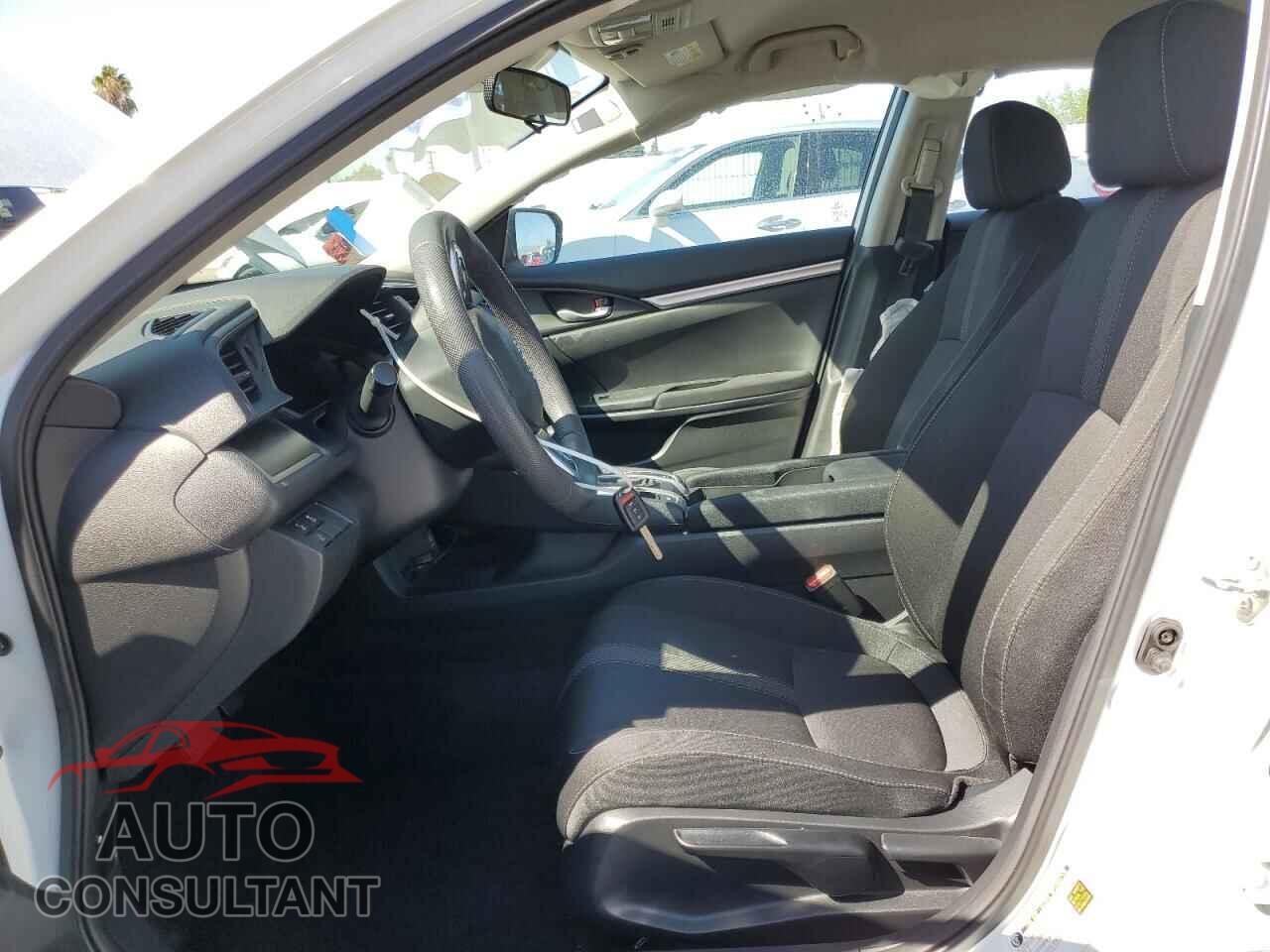 HONDA CIVIC 2019 - 2HGFC2F60KH564675