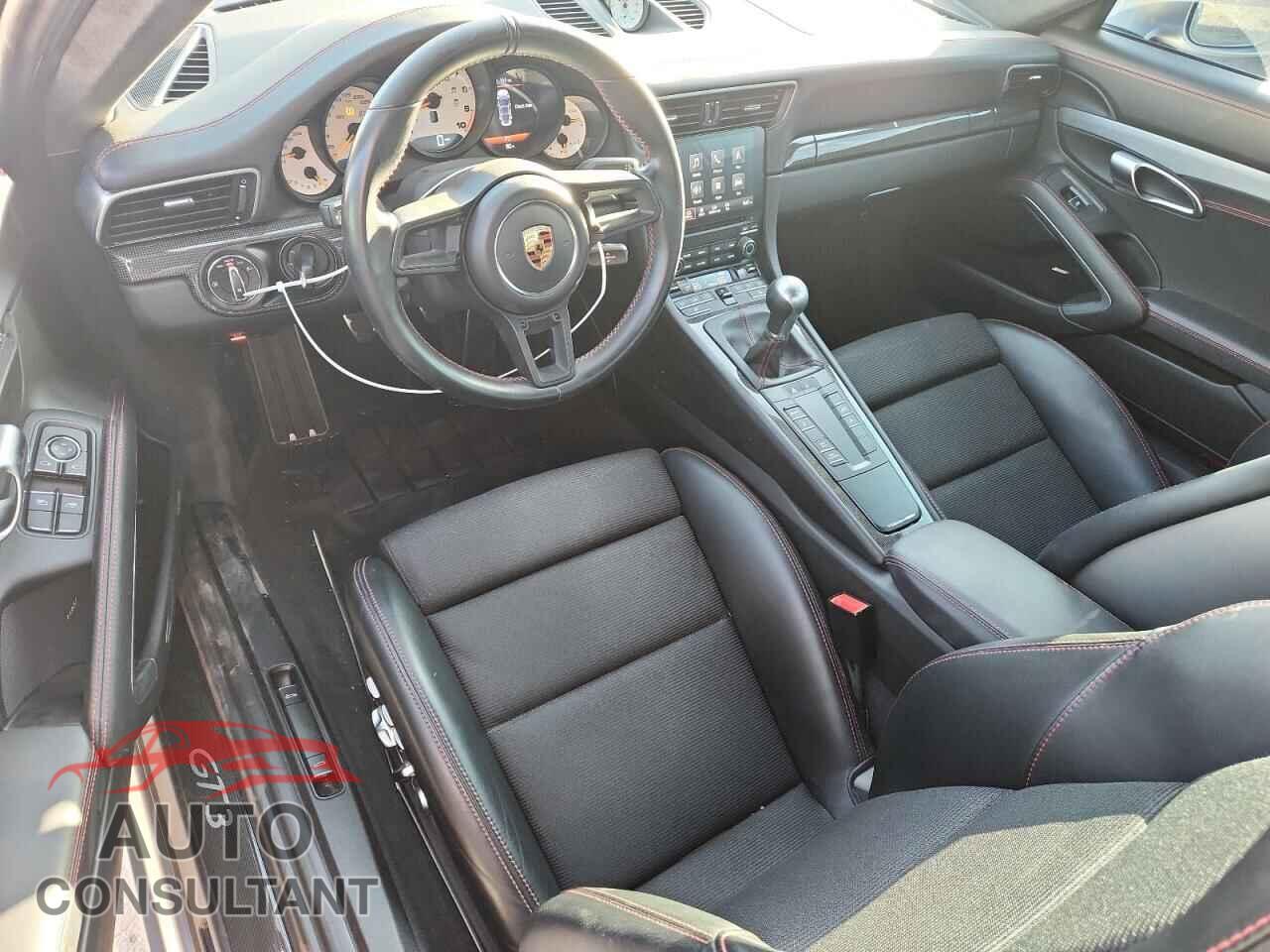 PORSCHE 911 2018 - WP0AC2A97JS176344