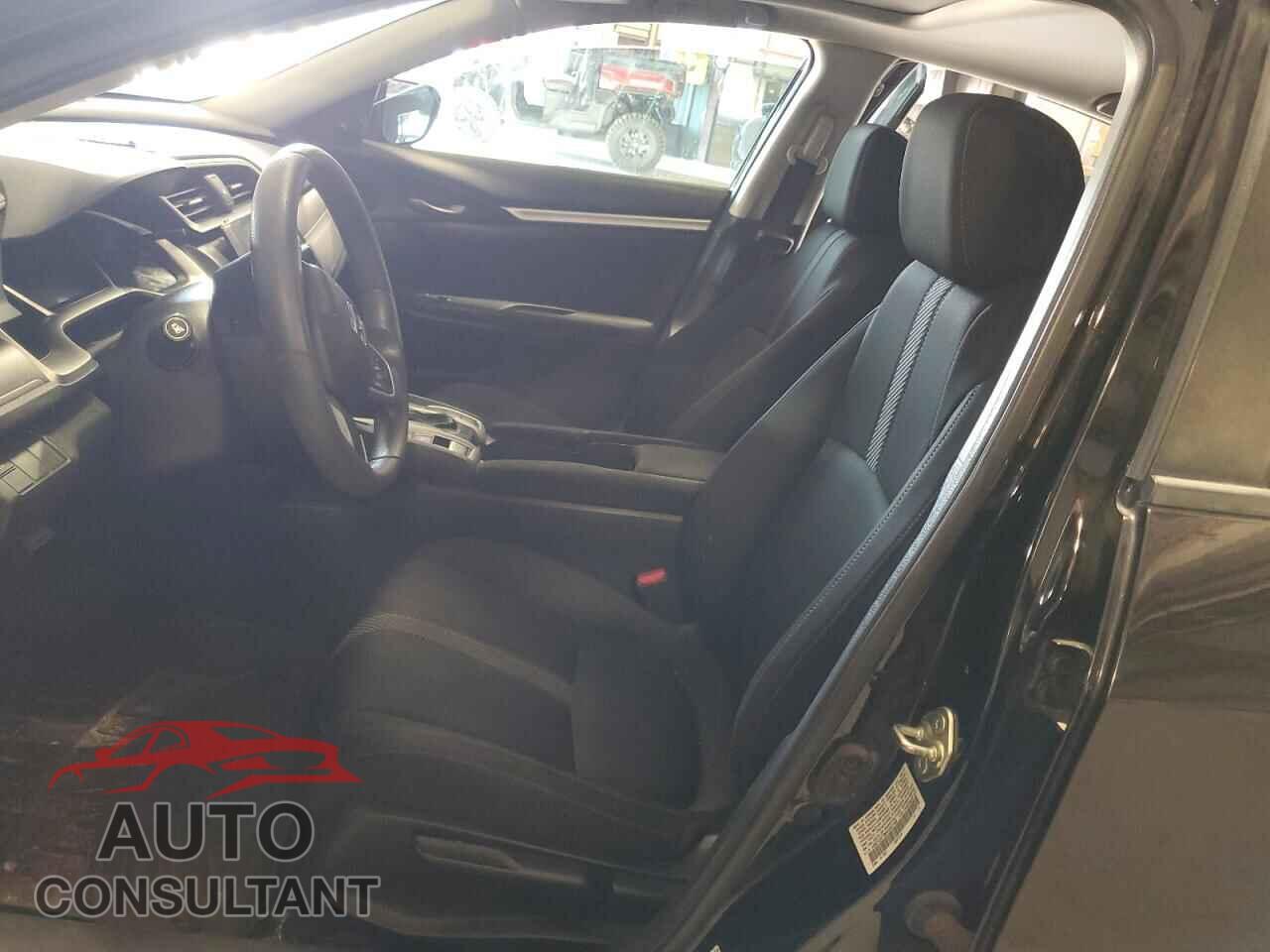 HONDA CIVIC 2017 - 19XFC2F78HE057163
