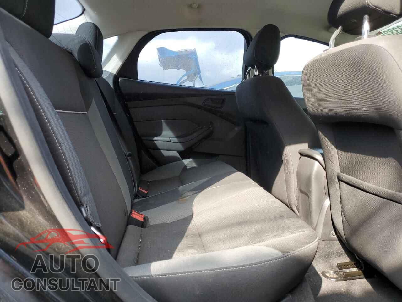 FORD FOCUS 2012 - 1FAHP3F28CL356147