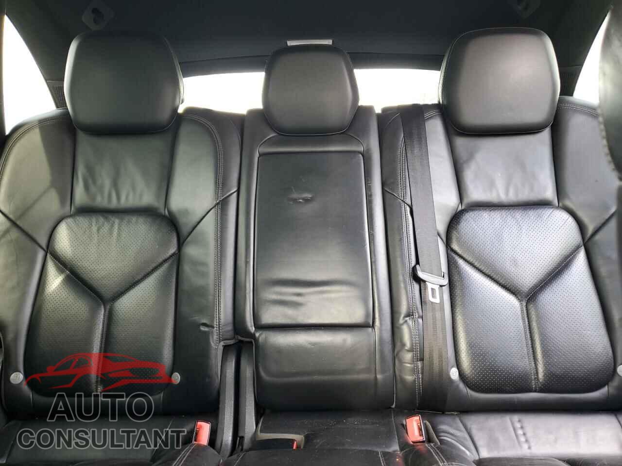 PORSCHE CAYENNE 2012 - WP1AC2A29CLA80763