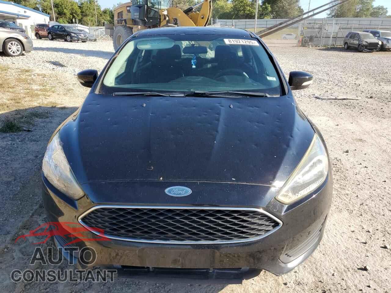 FORD FOCUS 2017 - 1FADP3K26HL247293