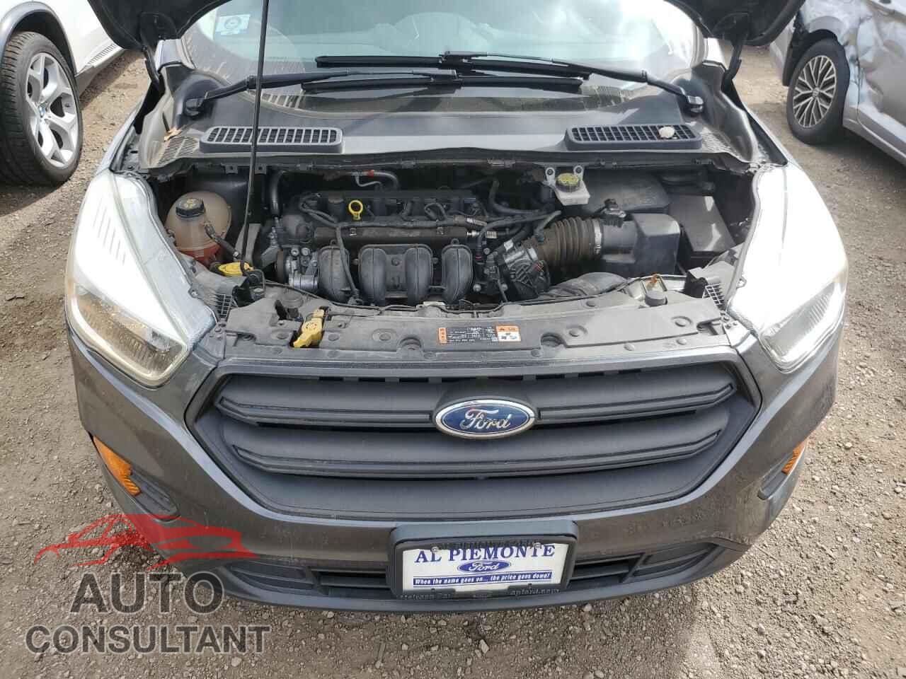 FORD ESCAPE 2017 - 1FMCU0F70HUB38532