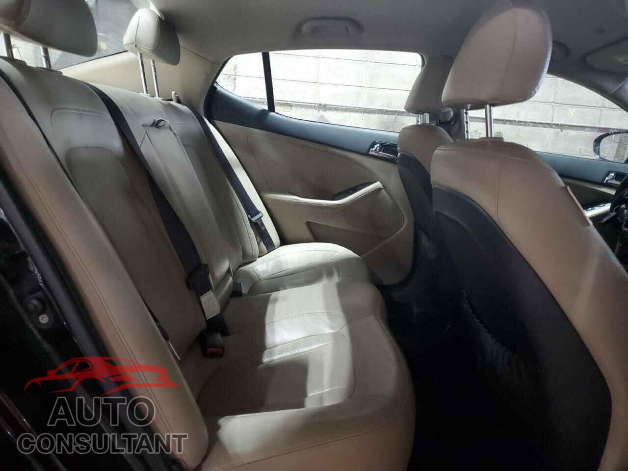 KIA OPTIMA 2011 - KNAGN4A73B5146141