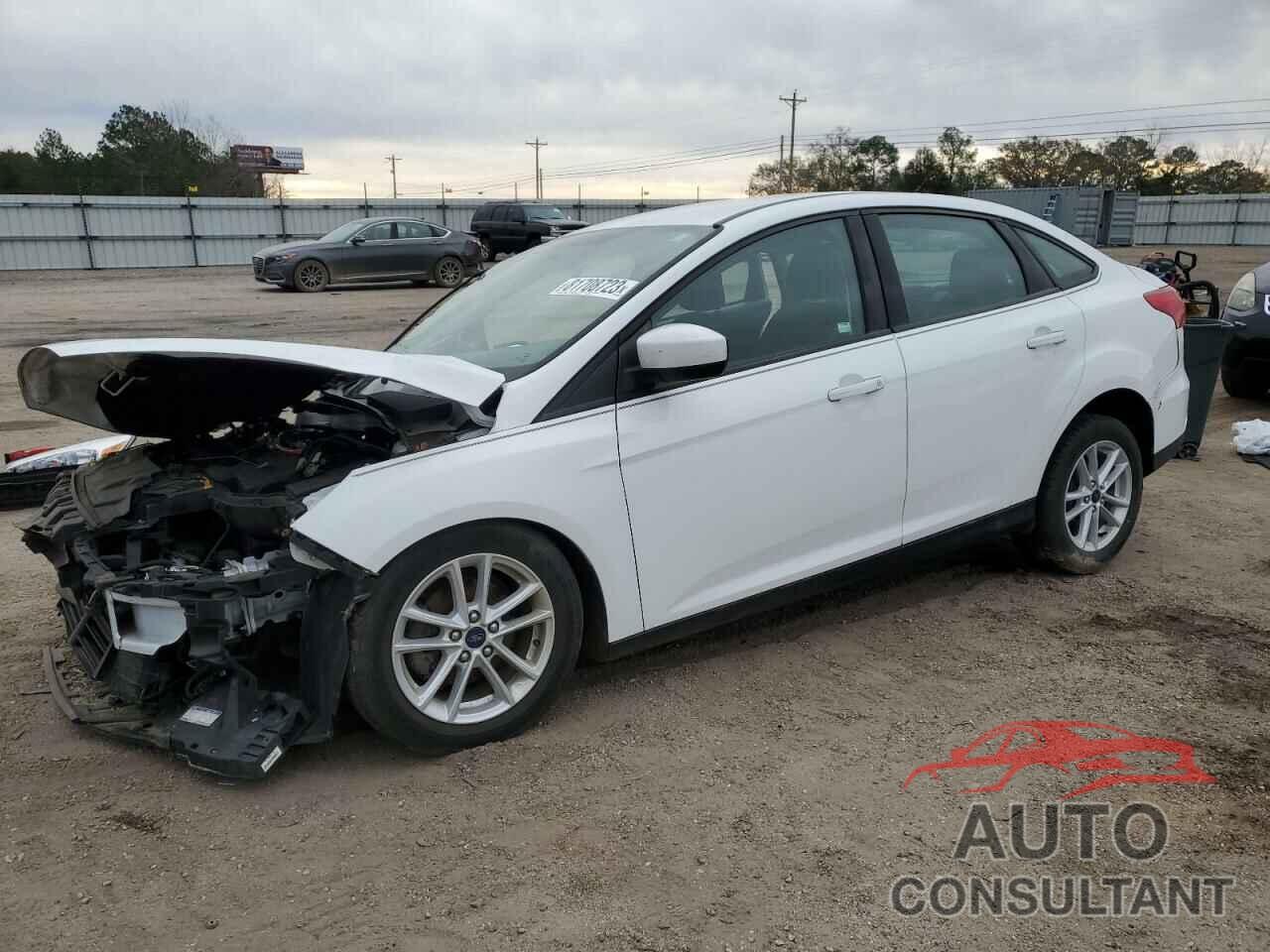 FORD FOCUS 2018 - 1FADP3F22JL208541