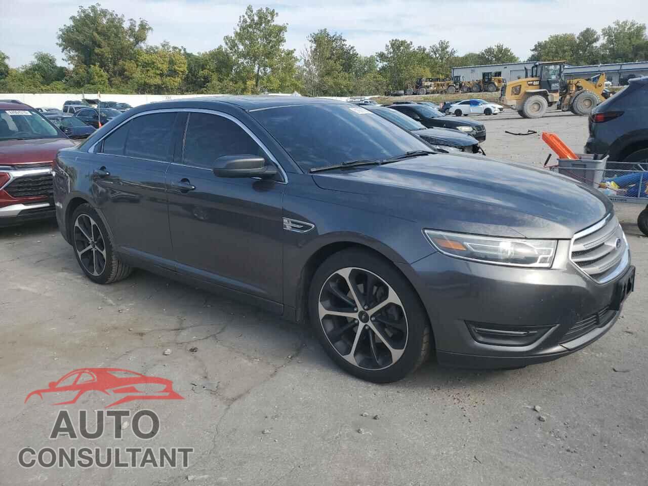 FORD TAURUS 2015 - 1FAHP2E82FG195209