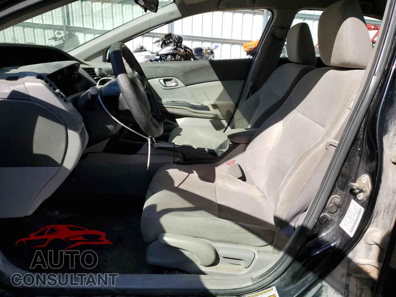 HONDA CIVIC 2012 - 2HGFB2F55CH320838