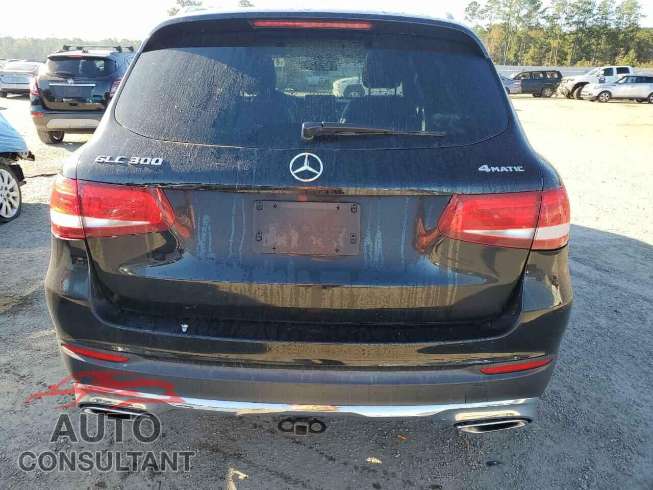 MERCEDES-BENZ GLC-CLASS 2017 - WDC0G4KB5HF146981