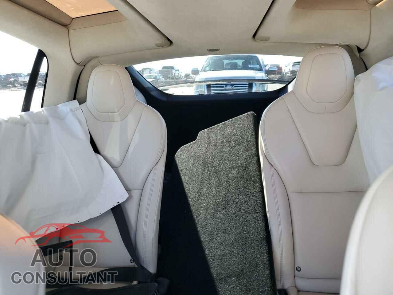 TESLA MODEL X 2017 - 5YJXCBE4XHF077355