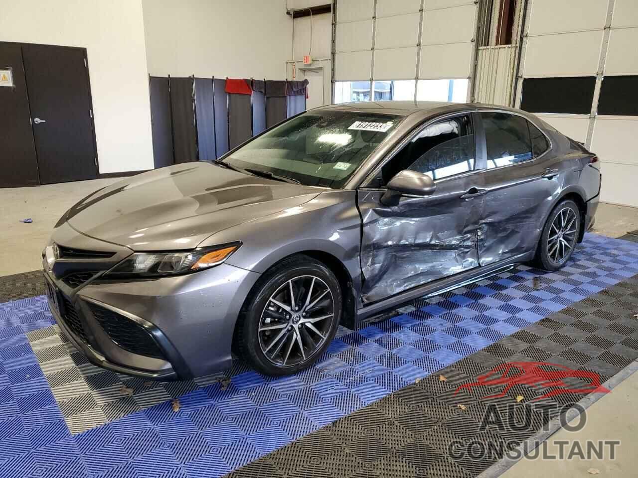 TOYOTA CAMRY 2021 - 4T1T11AK1MU566582