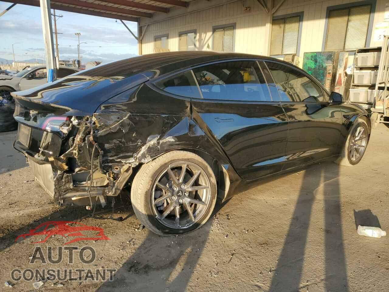 TESLA MODEL 3 2021 - 5YJ3E1EBXMF939100