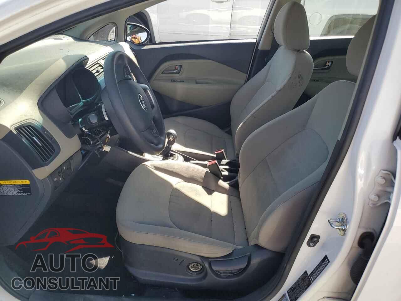 KIA RIO 2014 - KNADM4A32E6418485