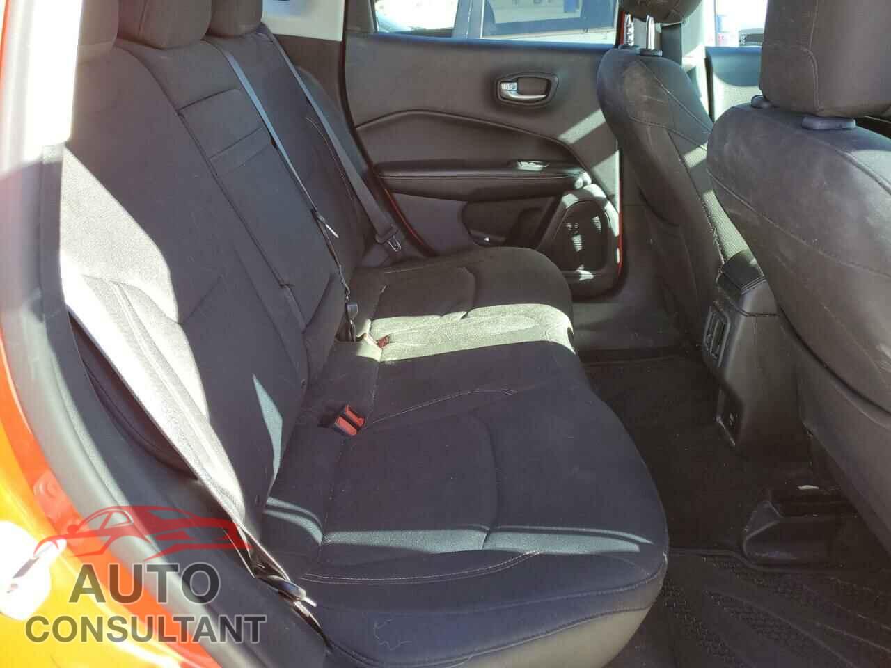 JEEP COMPASS 2017 - 3C4NJDAB4HT642214