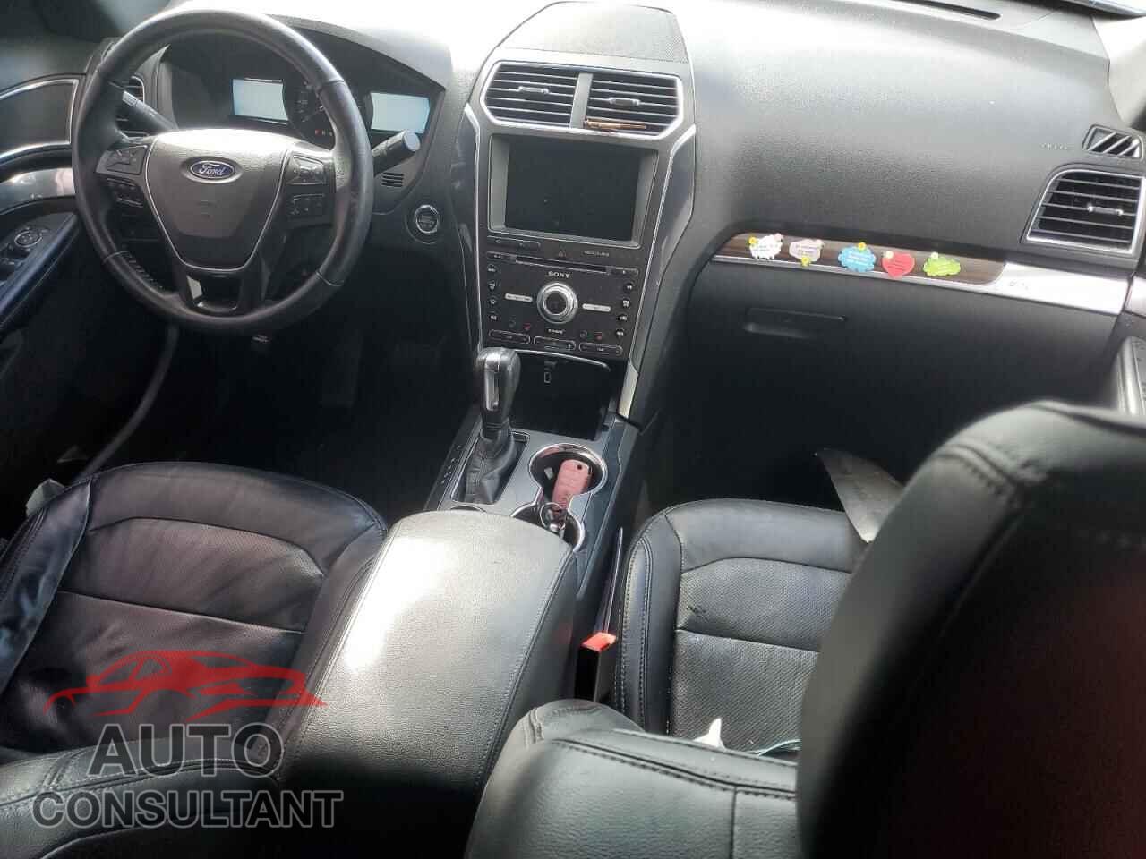 FORD EXPLORER 2018 - 1FM5K7F82JGB33336