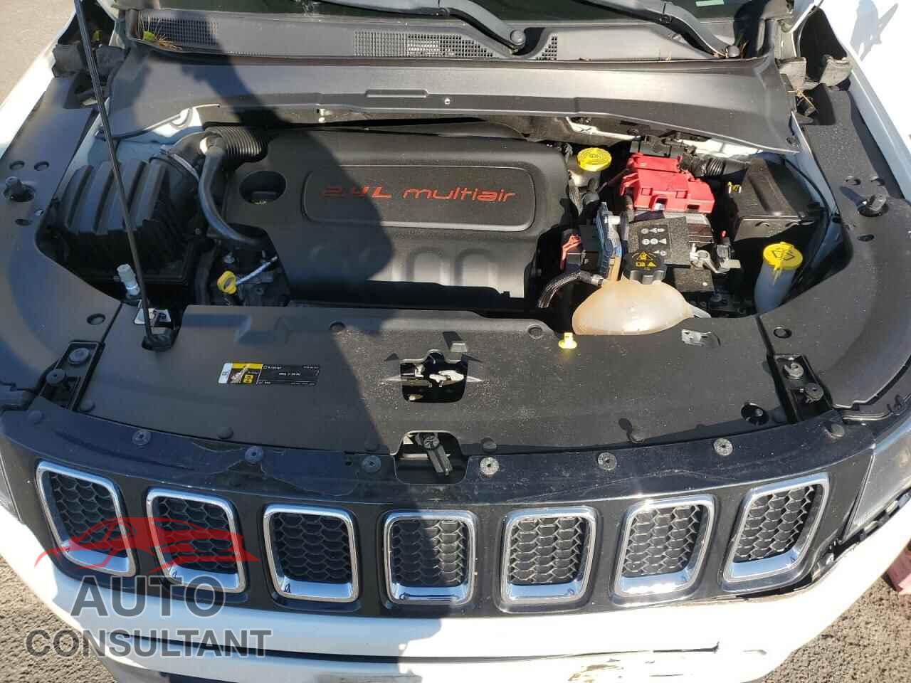 JEEP COMPASS 2019 - 3C4NJDBB9KT813951