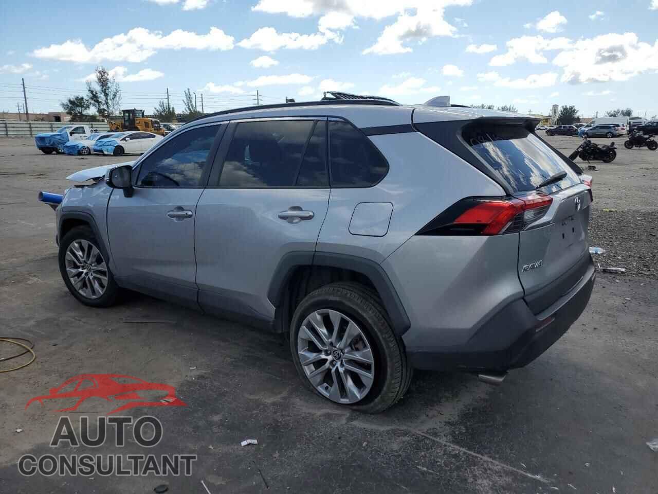 TOYOTA RAV4 2022 - 2T3C1RFVXNC190816