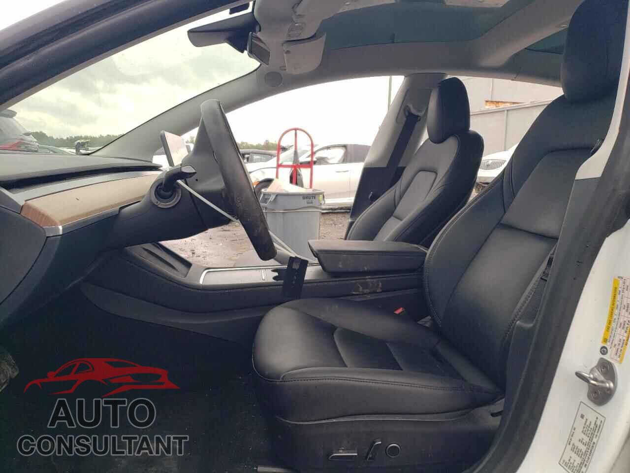 TESLA MODEL 3 2023 - 5YJ3E1EA3PF430798