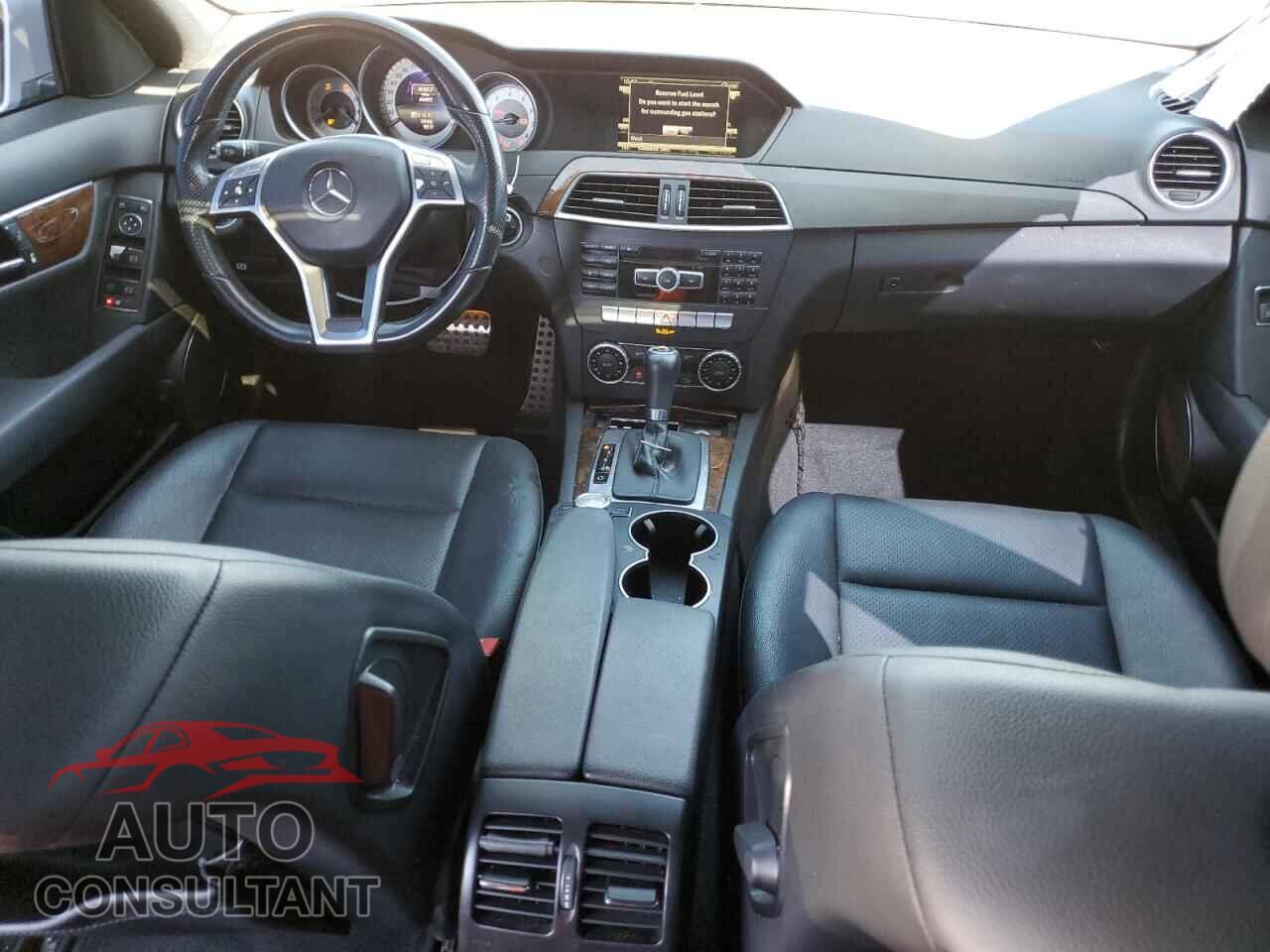 MERCEDES-BENZ C-CLASS 2014 - WDDGF4HB3EA964982