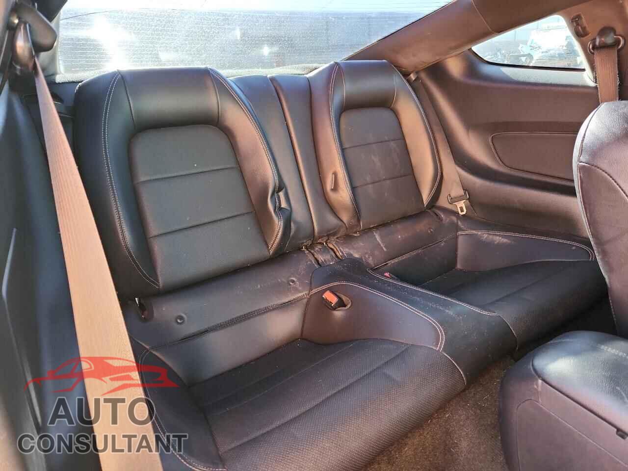 FORD MUSTANG 2017 - 1FA6P8CF2H5272235