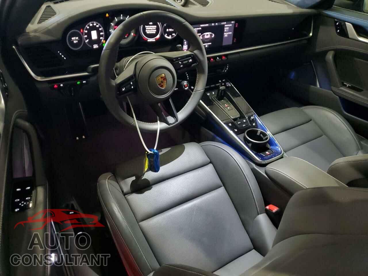 PORSCHE 911 2021 - WP0AD2A96MS257353