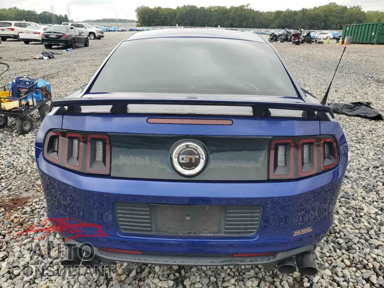 FORD MUSTANG 2013 - 1ZVBP8CF8D5252393