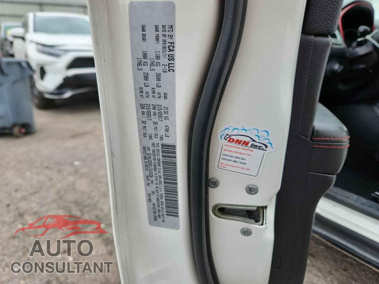 JEEP COMPASS 2018 - 3C4NJDDB3JT315630